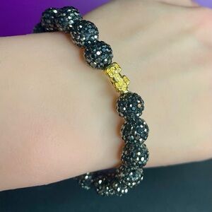 Black Swarovski crystal with 18k real gold pixiu charm bracelet